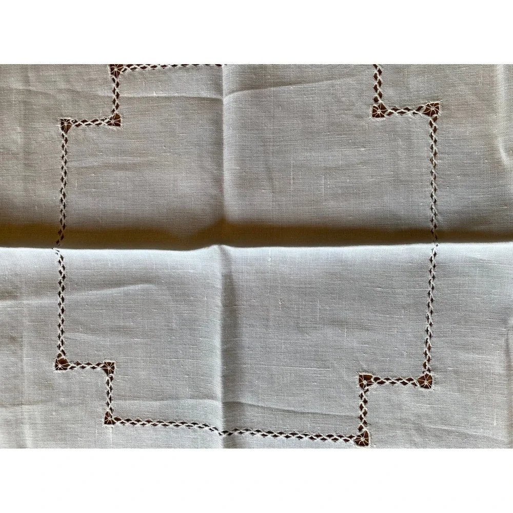 unbranded square tablecloth